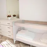 Family شقة تيرانا