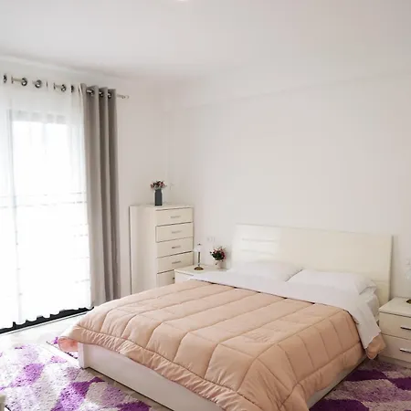 Family Apartamento Tirana